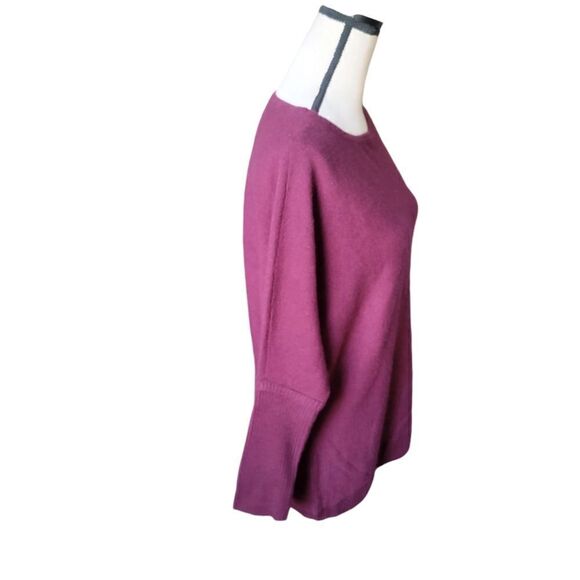 Chico's Black Label 100 % Cashmere Asymmetrical Sweater NWT. Size 0. - Picture 7 of 11